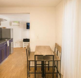 Dusseldorf Old Town Apartment | Altstadt Apartment Alisa