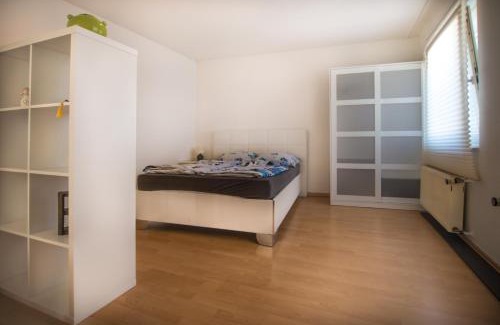 Dusseldorf Old Town Apartment | Altstadt Apartment Charly