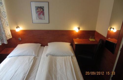 Dusseldorf Old Town Hotel | Altstadt Hotel Rheinblick
