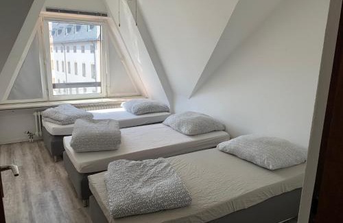 Dusseldorf Old Town Apartment | Altstadt Kunstmuseum