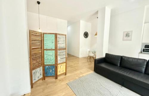 La Latina Apartment | Aluche Aparment B