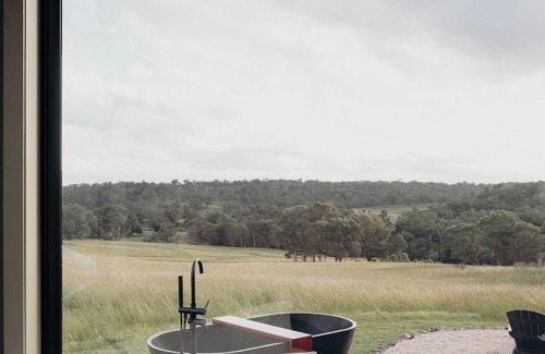 Goldfields Cabin | Alum Rock Hideaway, Alum Rock Hideaway | Stanthorpe
