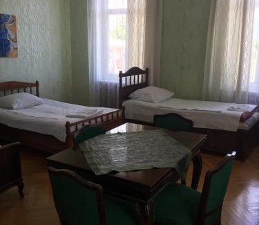 Kvemo Alvani House | Alvanis veli