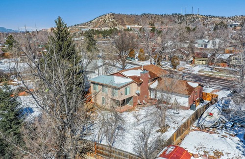 Central Colorado Springs House | Always Somerset