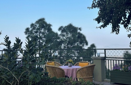 Kasauli Villa | amã Stays & Trails 7 Pines, Kasauli