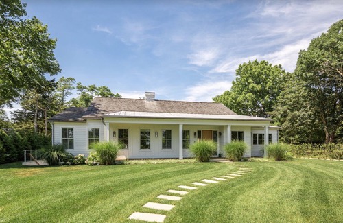 Amagansett North House | Amagansset Oasis-walking distance to beach, bay and town.