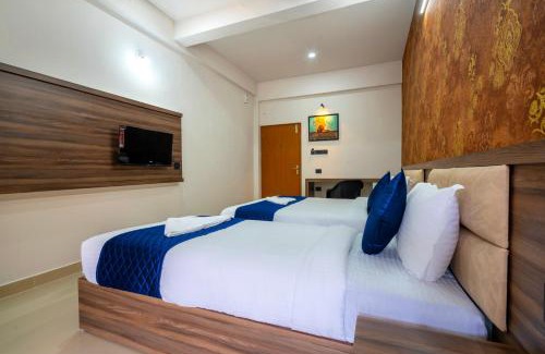 Thrissur Hotel | Amala Arcade AC Rooms