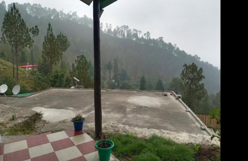 Almora Ski Chalet | Aman Homestay