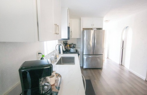 San Diego House | Amani 2-bedroom, 1-bathroom home in the heart of downtown San Diego!
