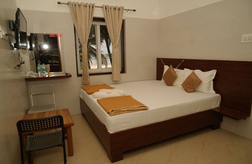 Mavalli Hotel | Amani Beach Homestay
