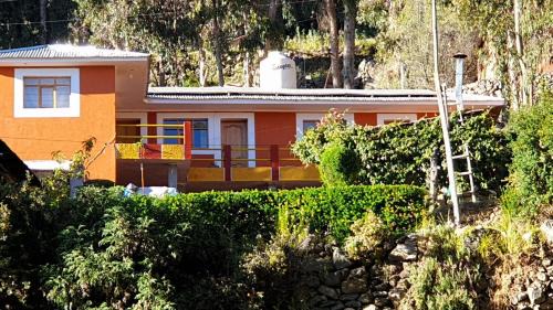 Isla Amantani Hotel | Amantani Pachatata Lodge