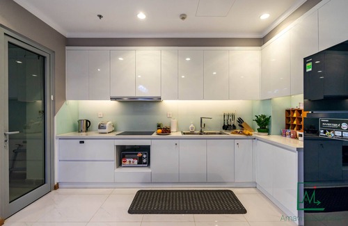 Hang Xanh Condo | AMAVI Plus - VINHOMES CP- MODERN AND COZY APARTMENT FOR GROUP/FAMILY -2/BED