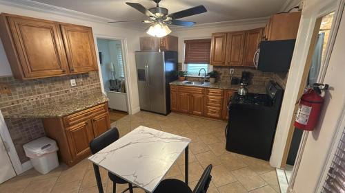 Almont House | Amazing 1 bedroom Apt Entire unit near NYC