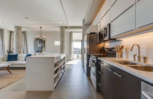 East Nashville Condo | Amazing 2 Bd 4th floor condo with spectacular views