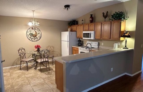 Buttonwood House | Amazing 2br/2bth P. Villa in Duval w/cart Must See! Sumter Brownwood