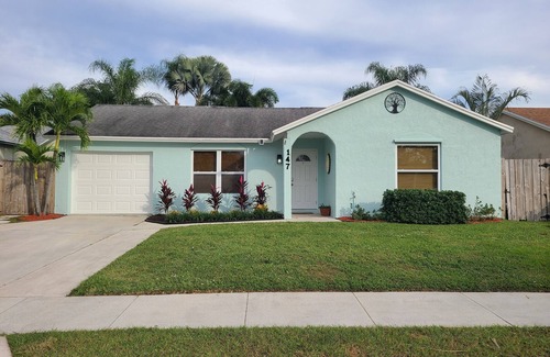 Jupiter House | Amazing 2br/ba Jupiter Vacation Home