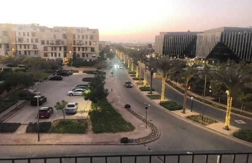 The 5th Settlement Apartment | Amazing 4-bedroom apartment with AC in Cairo Governorate