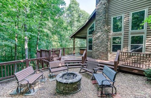 Cleveland House | Amazing 4 Bed Family Cabin w Game Room