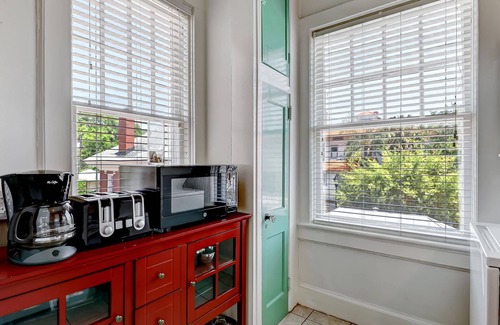 Thomas Square Apartment | Amazing 4 Bedroom Home | Heated Pool Access