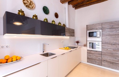 Santa Cruz House | Amazing 4bd house with terrace near Cathedral. Mateos Gago VI