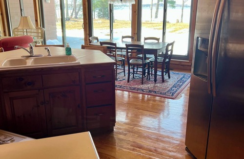 Williamsburg House | Amazing 5-bedroom Elk Lake Home-MAKE MEMORIES- with WiFi in Williamsburg