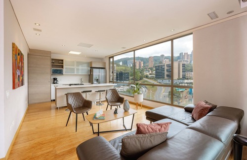 Castropol Apartment | Amazing 5BED/4BATH Stunning Views | Near Provenza