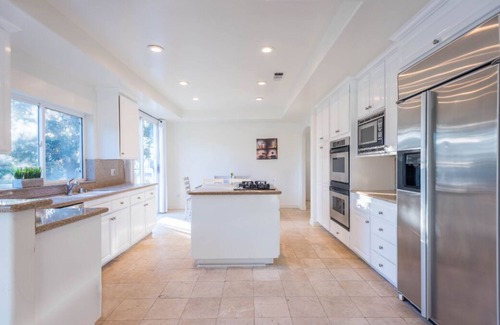 Central Malibu House | Amazing 6 bedrooms 2 Min to PCH and the beach!