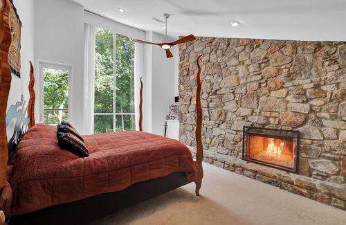 Sandy Springs House | Amazing 6 BR riverfront home with resort style amenities