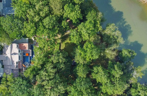 Sandy Springs House | Amazing 6 BR riverfront home with resort style amenities