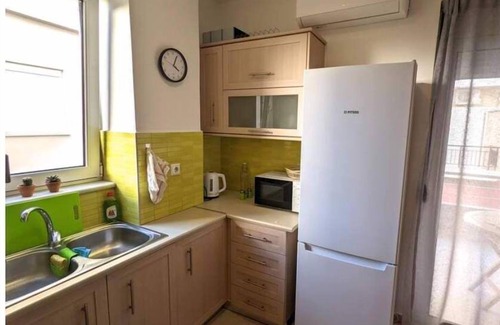Nea Chora Apartment | Amazing Apartment - 2 Min Walk From The Beach.