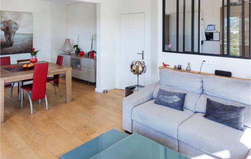 Triel-sur-Seine Apartment | Amazing Apartment In Triel-Sur-Seine