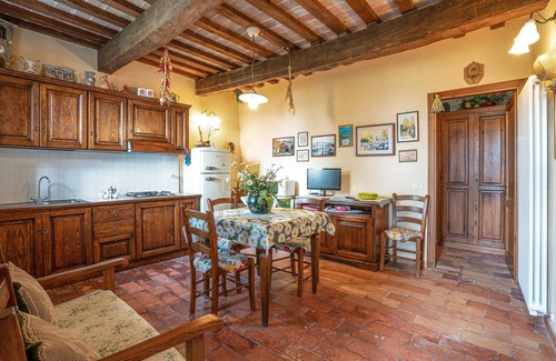 Apecchio Apartment | Amazing apartment in Apecchio PU