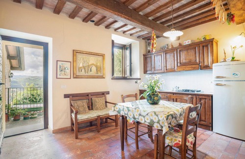 Apecchio Apartment | Amazing apartment in Apecchio PU