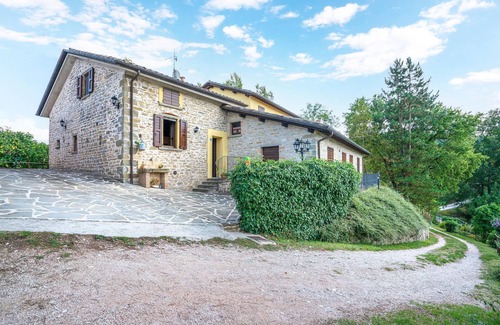 Apecchio Apartment | Amazing apartment in Apecchio PU