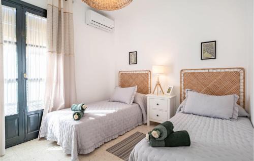 Carmona Apartment | Amazing Apartment In Carmona With Wifi