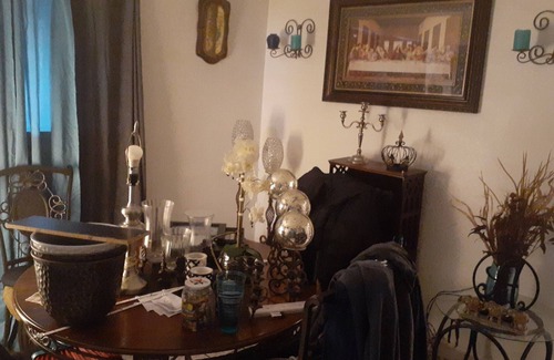 Near North Valley Apartment | Amazing apartment with AC in vibrant Albuquerque