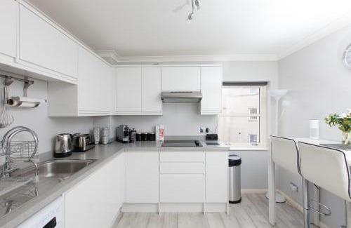 Bonnington Apartment | amazing apartments - Annandale St near The Playhouse - Free Parking