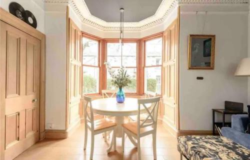 Bonnington Apartment | amazing apartments - Avondale Pl by Stockbridge