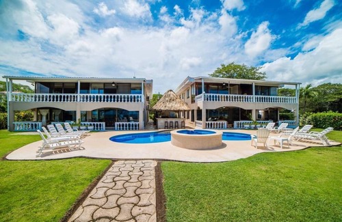 Potrero Condo | Amazing Beach Front Condo w/Pool, Endless Beach, Flamingo/Potrero