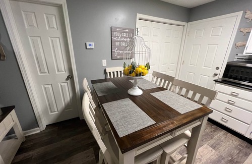 Sevierville House | Amazing Beds!-2 miles to Dollywood-The Island-Tanger
