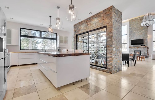 Stoneham-et-Tewkesbury Villa | AMAZING modern house in the heart of the nature