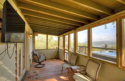 Ranger Cabin | Amazing cabin with loft, new decks with hot tub overlooking Carters Lake!