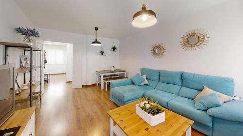 Bailen-Miraflores Apartment | Amazing center apartment with 2 rooms