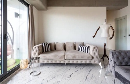 Bomonti Apartment | Amazing Central King Suite in 2 BR condo W Pool & Gym ( Ideal for long Stay)