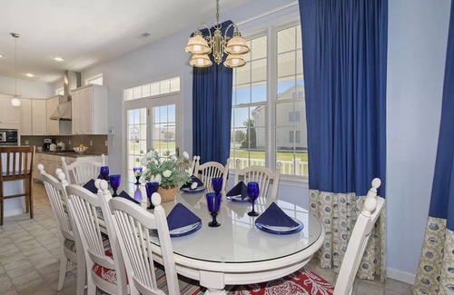 Bayside House | Amazing Coastal Resort Home, Indoor/Outdoor Pools, Kayaking, Tennis, & Fishing