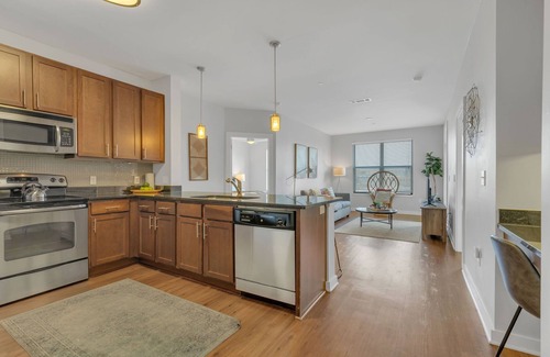 Edgehill Apartment | Amazing Condo in the Heart of the Gulch!