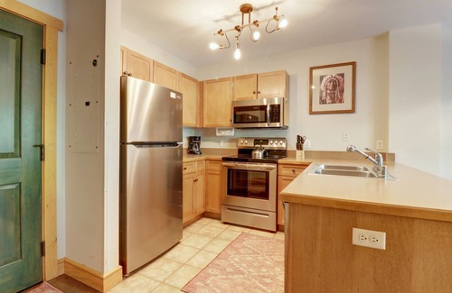East Village at Copper Condo | Amazing Copper Springs Condo With Awesome Views - CS221 by Redawning