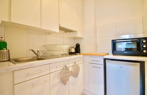 Chatelain Apartment | Amazing & cosy studio perfect location 'Stephanie-Louise area'