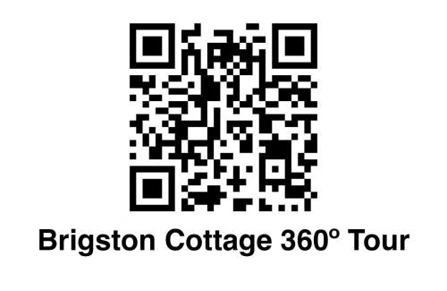 Dumfries Apartment | Amazing Cottage & detached Annex sleeps 8, Extra Deep Hot tub, Super Fast wifi, New for 2024 is the addition of Wood Fired Sauna