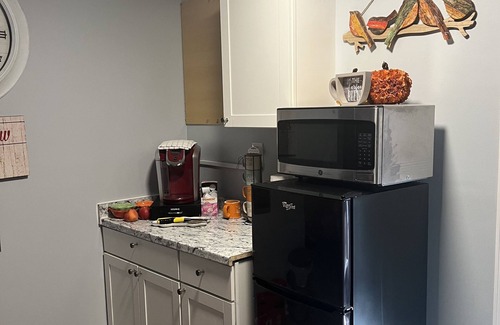 Seymour House | Amazing Detached Guest Suite close to everything